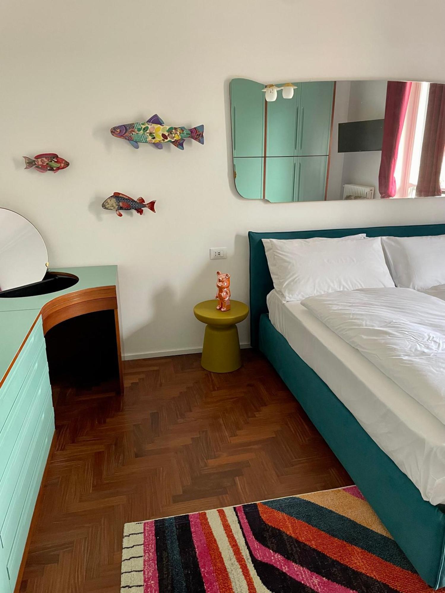 149 Borgo Ticino Suite Attico Di Lusso Con Terrazzo E Parking Privato Pavia Eksteriør bilde